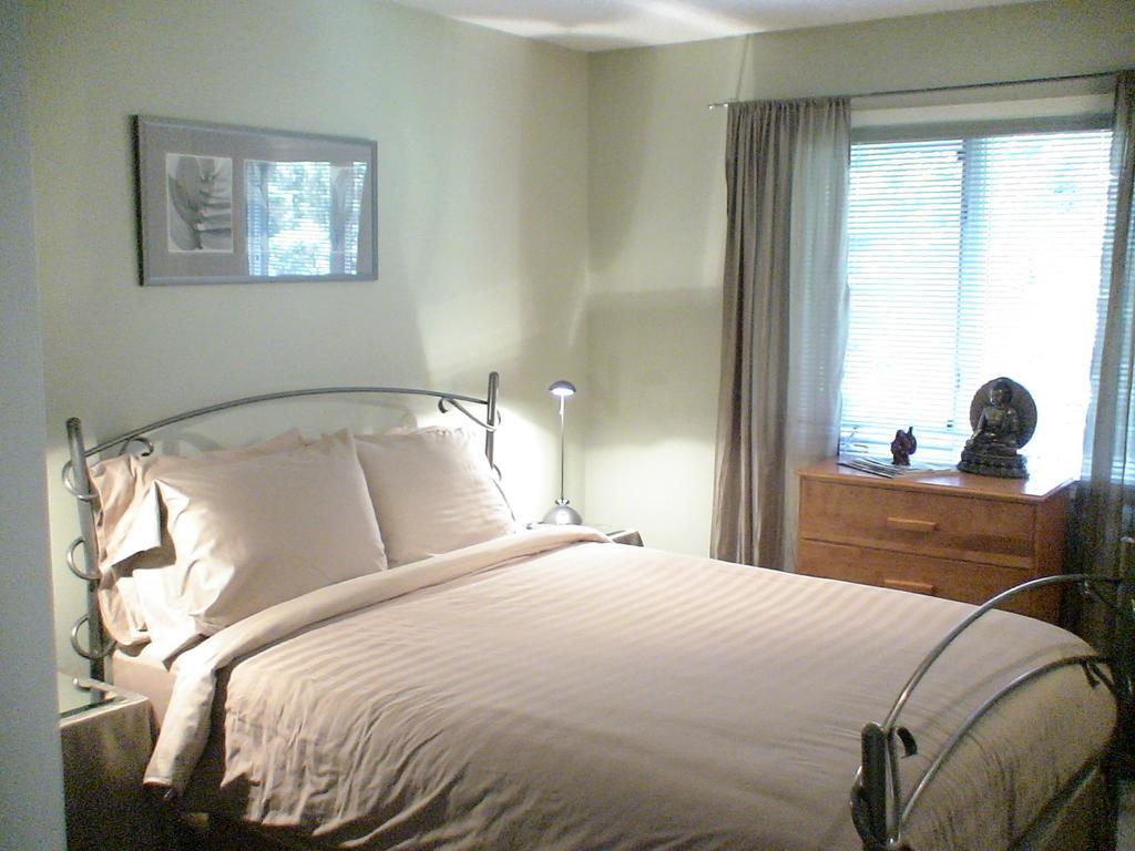 Redwood Meadows Bed And BreakfastBragg Creek 部屋 写真