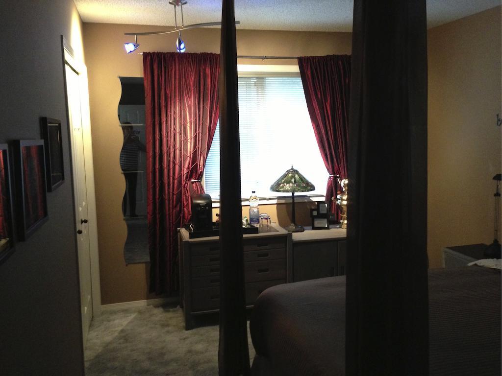 Redwood Meadows Bed And BreakfastBragg Creek 部屋 写真